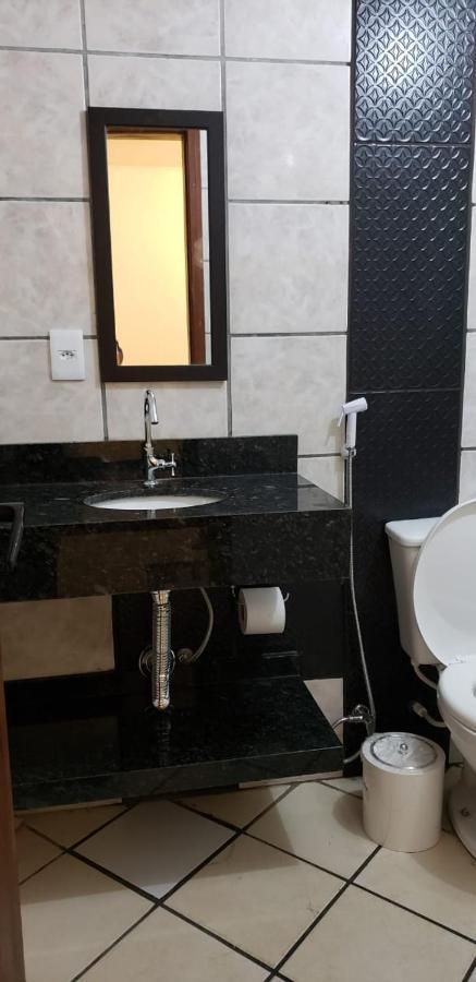 Residencial Costumes Brasileiras Hotel Бомбиняс Екстериор снимка