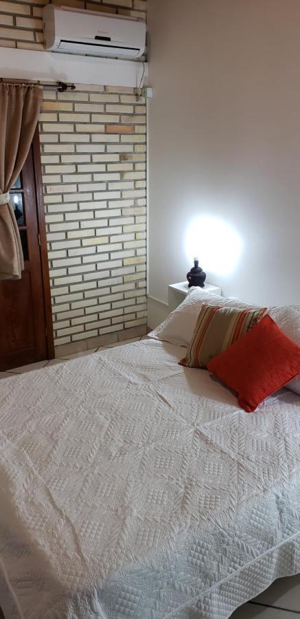 Residencial Costumes Brasileiras Hotel Бомбиняс Екстериор снимка