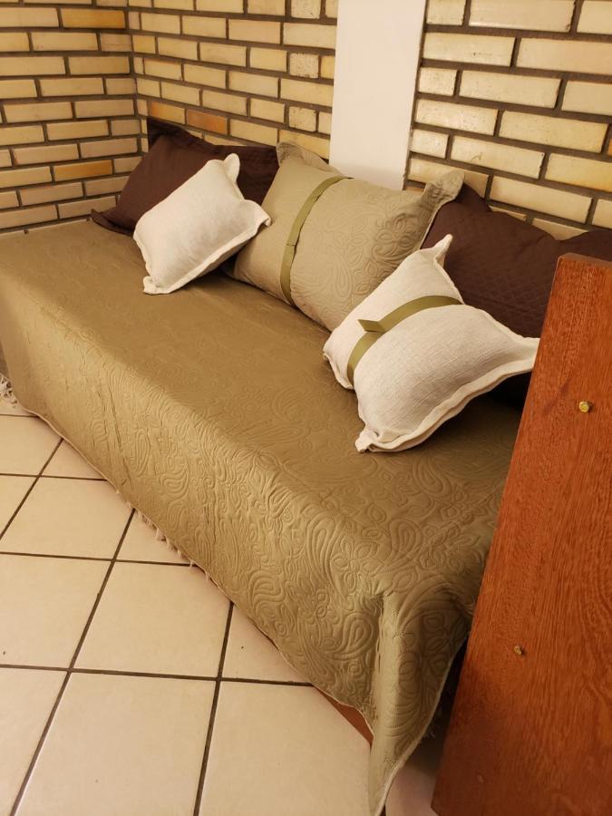 Residencial Costumes Brasileiras Hotel Бомбиняс Екстериор снимка