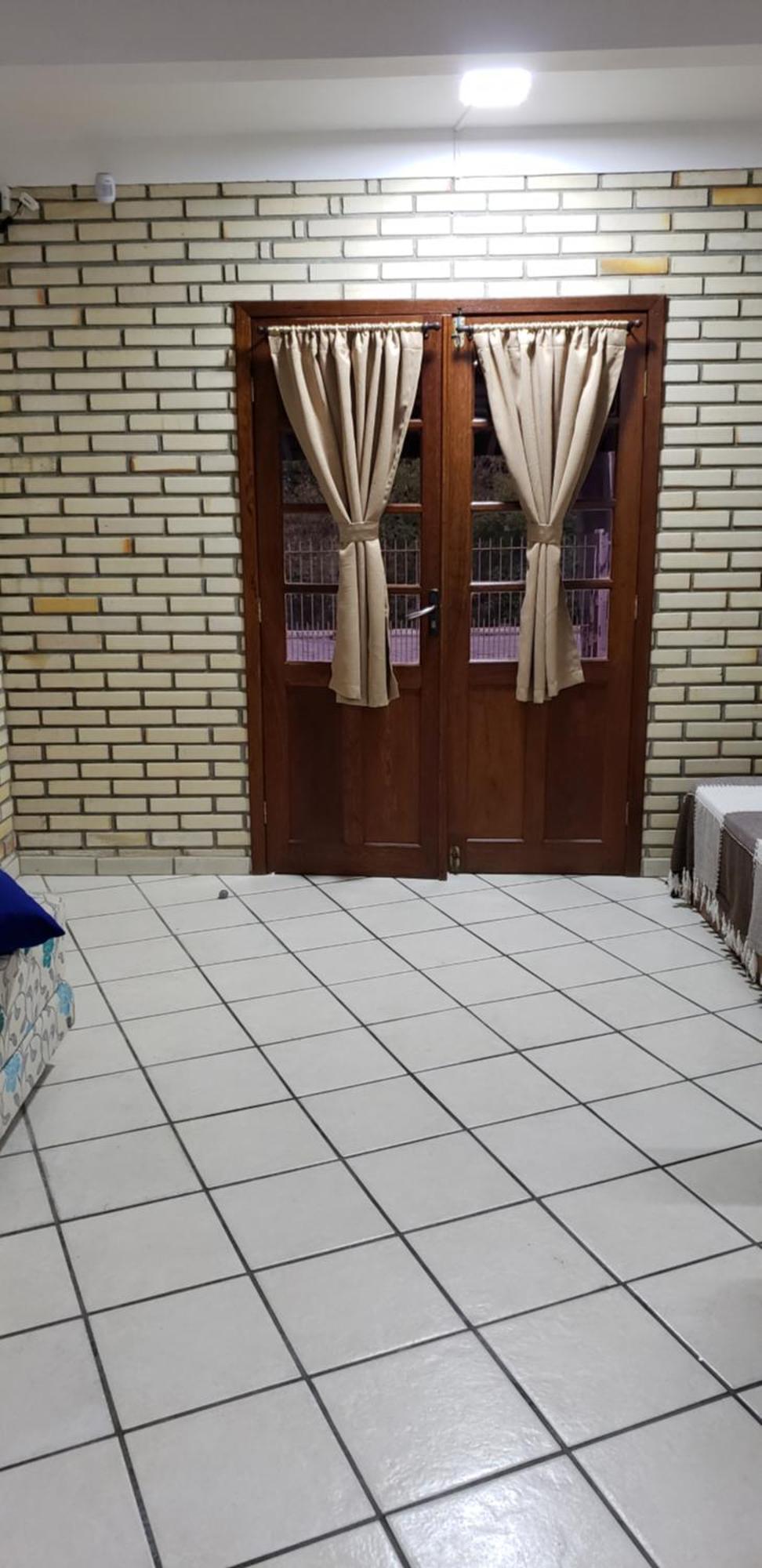 Residencial Costumes Brasileiras Hotel Бомбиняс Стая снимка